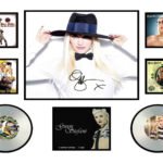 301373-GWEN-STEFANI-SIGNED-PRINT