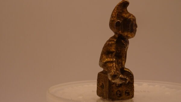 Brass Gnome sitting on a dice - Image 2