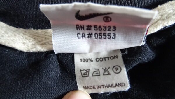 Mens Nike Tee Shirt size 42" Chest - Black