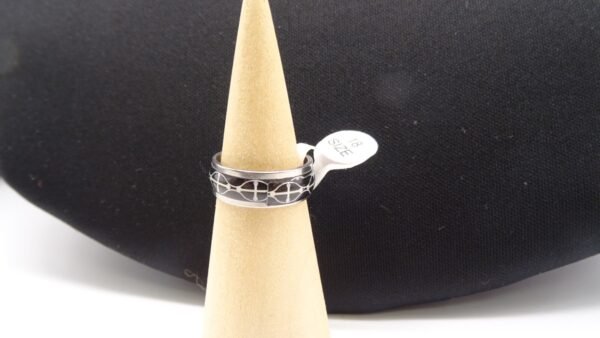 Men Women Couple Titanium Steel Finger Fashion Wedding Engagement Rings - Image 3